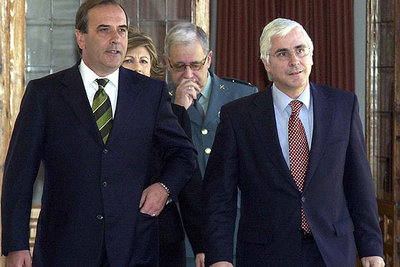 DOCE MILLONES PARA RENOVAR CASAS CUARTEL.