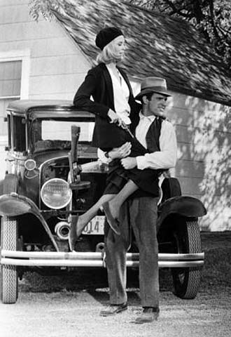 Faye Dunaway y Warren Beatty, en  Bonnie y Clyde.  