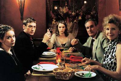 Un fotograma de  La dama de compañía. 