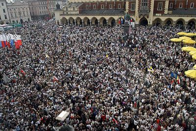 UN MILLÓN DE POLACOS.
