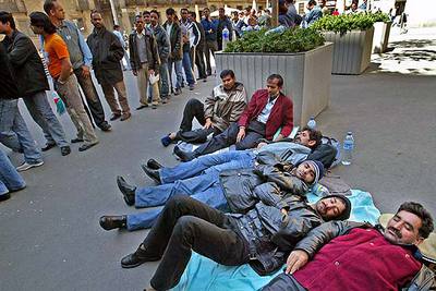 COLAS PARA EMPADRONARSE