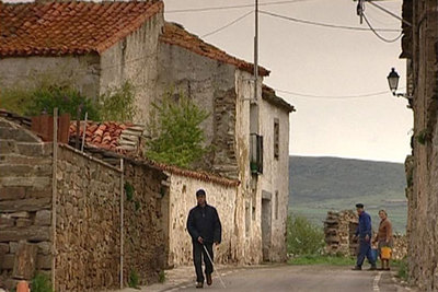 Fotograma de  El cielo gira , de Mercedes Álvarez.