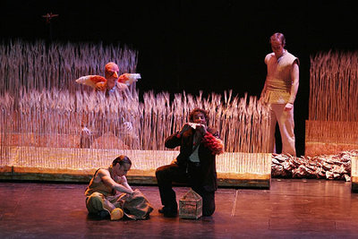 Escena del montaje de  La flauta mágica .