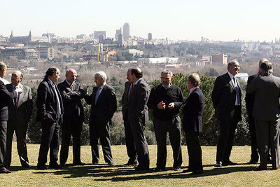 Reunión de prejubilados de banca y seguros en el club de la Casa de Campo de Madrid.