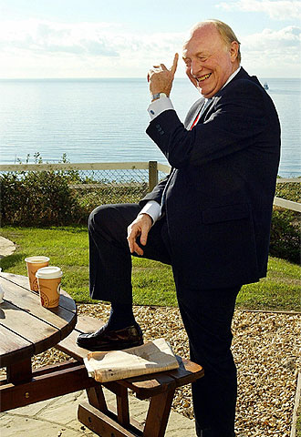 Neil Kinnock, en 2003.