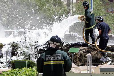 Incendio de la maqueta de Granada del parque Andalucía de los Niños