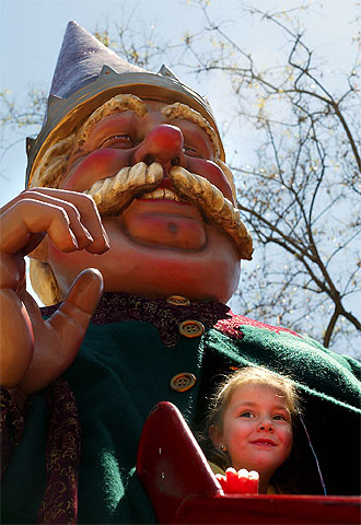 Cientos de niños en la Tamborinada