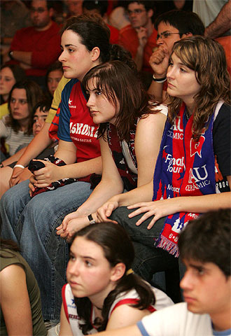 Vitoria se volcó con el Tau hasta el final