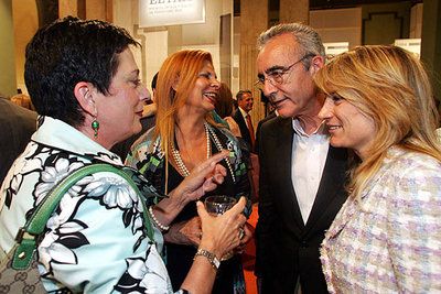 Mercedes Gallizo, directora general de Prisiones; la ex ministra  Carmen Alborch; el escritor Juan José Millás, y Joana Bonet, directora de  Marie Claire. 