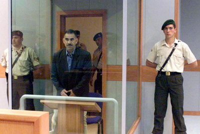 Abdalá Ocalan, el 31 de mayo de 1999, durante su primer juicio en Turrnrnquía.