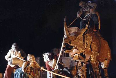 Escena del espectáculo del circo La Licorne, que participará en el Festival de Teatro y Artes de Calle, de Valladolid.