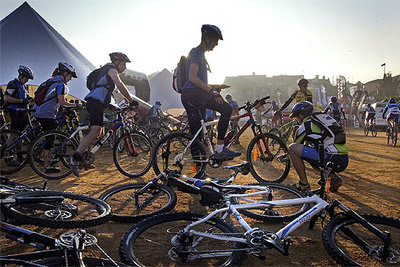 3.500 ciclistas se adueñan por un día de las montañas del Cabrerès