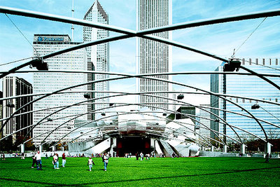 Pabellón Jay Pritzker, en el Millennium Park de Chicago, diseñado por Frank Gehry.rnrnEl arquitecto rnrnCarlos Jiménez.