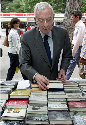 Víctor García de la Concha, ayer en la Feria del Libro.