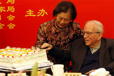 Israel Epstein, en la celebración de su 90º cumpleaños.