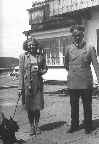 Adolf Hitler y Eva Braun, en el documental de  La noche temática. 
