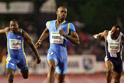 Nueva exhibición del jamaicano Powell bajo la lluvia de Ostrava