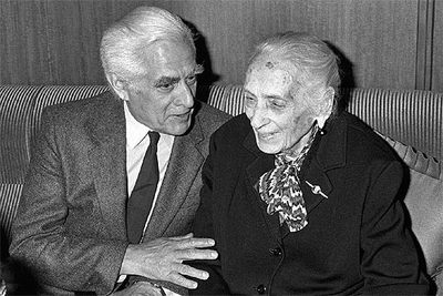 Álvaro Cunhal y Dolores Ibárruri,  Pasionaria , en Madrid, en marzo de 1987.