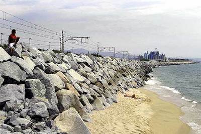 Aspecto que ofrecía ayer la playa de Cabrera de Mar (Maresme).