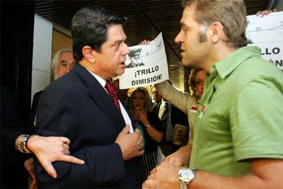 El Congreso reprueba a Trillo por su gestión en el Yak-42