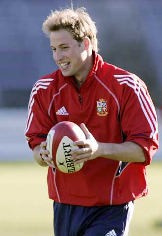 Primer viaje oficial.