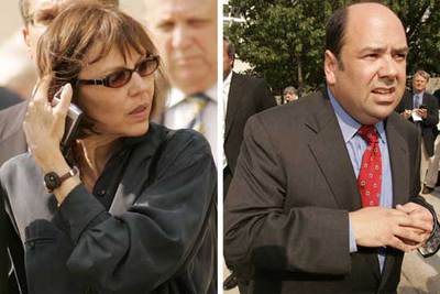 Judith Miller, reportera del diario  The New York Times,  y Matt Cooper, de la revista  Time.  