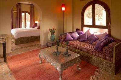 Interior del hotel Kasbah Tamadot, a 40 minutos de Marraquech (Marruecos).