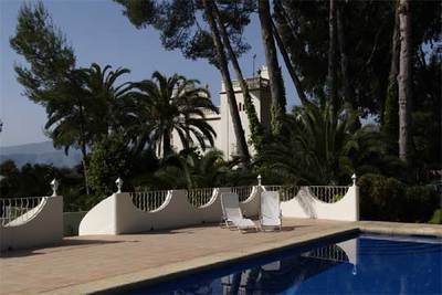 La piscina del hotel La Falconera, en Marchuquera, cerca de Gandía.