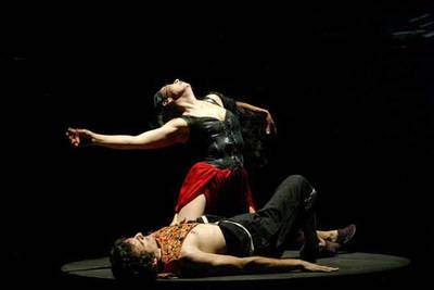 Ensayo del montaje  Las mil y una noches,   en Canet de Mar (Barcelona). 