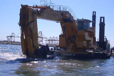 EL PUERTO CONSTRUYE UN NUEVO MUELLE