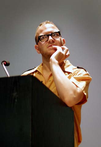 El escritor Cory Doctorow, conferenciante en  Copyfight.  rnrn CO