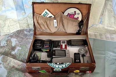 Artículos básicos para viajar por el mundo en el siglo XXI.