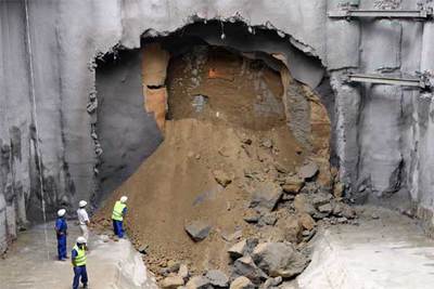 Finalización de la perforación del primer tramo del túnel entre las estaciones de Atocha y de Nuevos Ministerios.