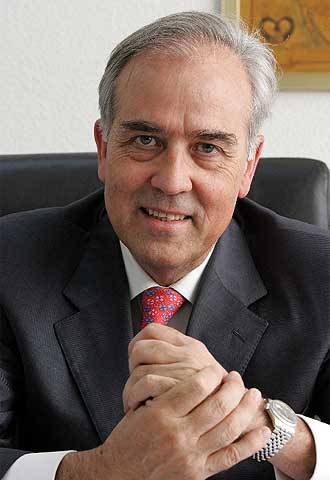 Felipe González Abad.