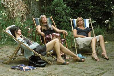 Fotograma de la película  ¿Por qué las mujeres siempre queremos más? 