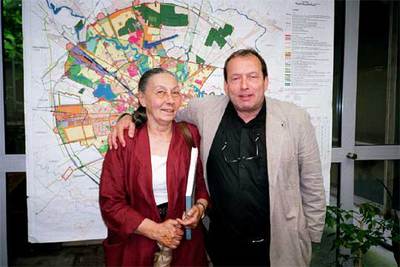 La arquitecta Mariana Celac espera que la vida pueda entrar en 