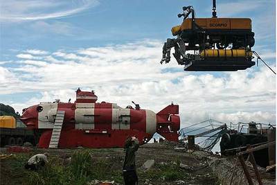El Super Scorpio británico que rescató al minisubmarino ruso gemelo del que se ve en la fotografía.