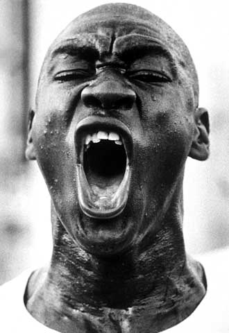 Fotografía de Eddie Adams, a quien  Visa pour l'image  rinde homenaje.