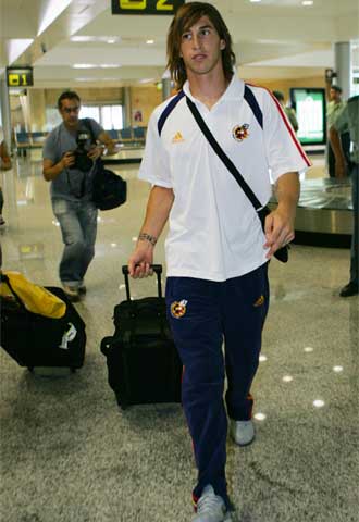 Sergio Ramos llega a Santander con la selección.