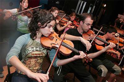 La Orquesta de los Conservatorios públicos vascos se estrena en Vitoria