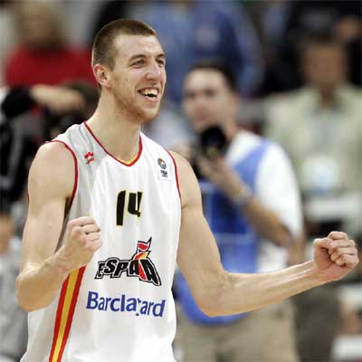 Fran Vázquez muestra su alegría tras la victoria.