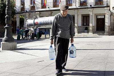 Miraflores, el primer pueblo con restricciones de agua.