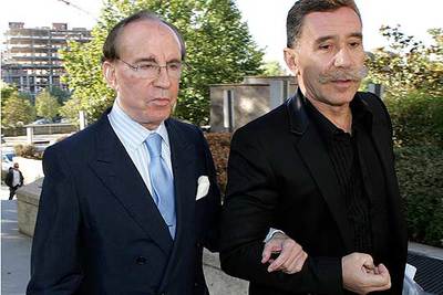 José María Ruiz-Mateos (izquierda) y su abogado, Marcos García Montes, en la Audiencia Provincial de Madrid.