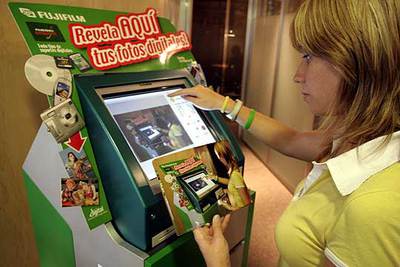 Un quiosco de fotografía digital.