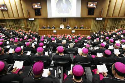 El papa Benedicto XVI, durante su intervención del jueves ante el sínodo.