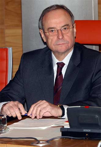 Enrique Martínez Robles.