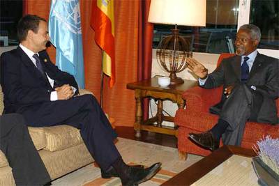 KOFI ANNAN APOYA LA CONFERENCIA SOBRE INMIGRACIÓN