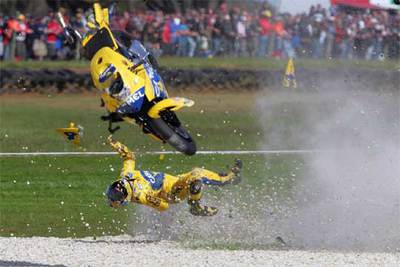 Espectacular caída de Barros