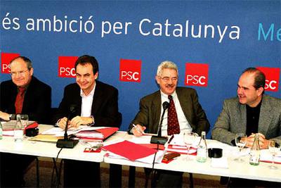 Montilla, Zapatero, Maragall y Chaves, en una ejecutiva federal del PSOE celebrada en la sede del PSC en Barcelona.