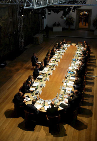Los jefes de Estado o de Gobierno de la UE, durante su reunión en Hampton Court, en las afueras de Londres.